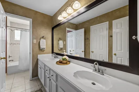 1364 Coleman Boylan Drive League City TX 77573