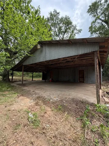 4831 Menard Chapel Road Livingston TX 77351