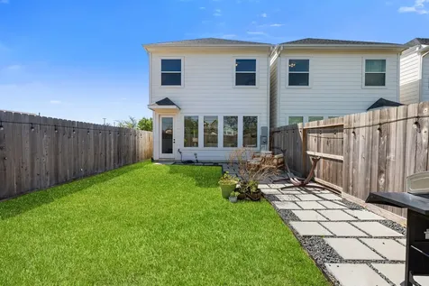 817 W 19th Street Houston TX 77008