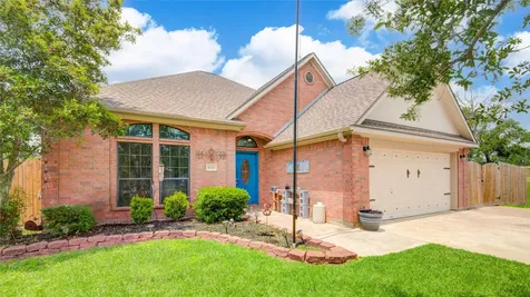 1000 Cardinal Drive Richwood TX 77566