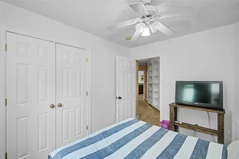1000 Cardinal Drive Richwood TX 77566