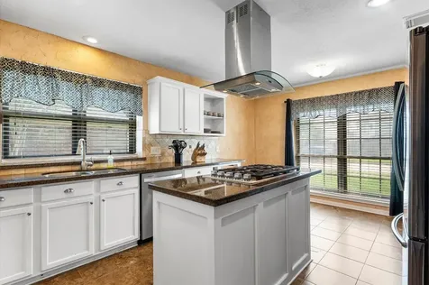 10822 Spruce Drive S La Porte TX 77571