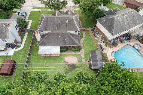 10822 Spruce Drive S La Porte TX 77571