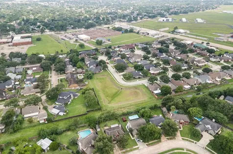 10822 Spruce Drive S La Porte TX 77571