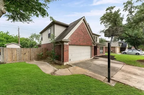 10822 Spruce Drive S La Porte TX 77571