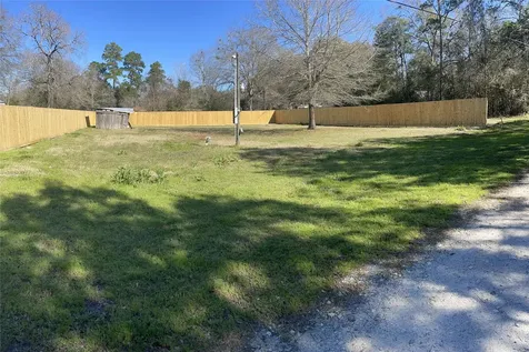 117 Rice Street Cleveland TX 77327