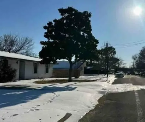 1109 Nugent Street Bowie TX 76230