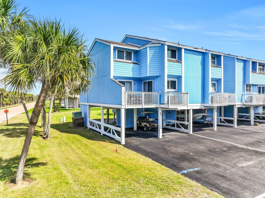 908 Calico Jack Cove Galveston TX 77554