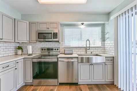 908 Calico Jack Cove Galveston TX 77554