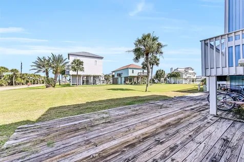 908 Calico Jack Cove Galveston TX 77554
