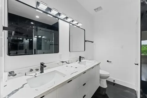 3135 Crane St Unit A Houston TX 77026