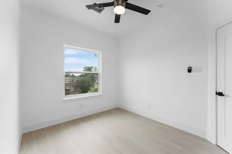 3135 Crane St Unit A Houston TX 77026