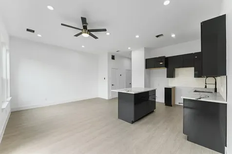 3135 Crane St Unit A Houston TX 77026