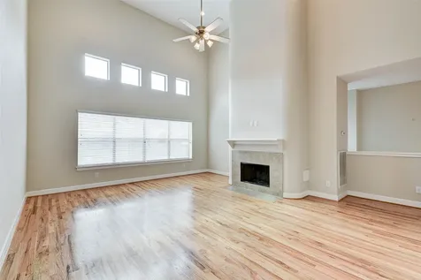 650 Westcross Street 35 Houston TX 77018