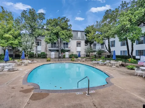 2601 Bellefontaine Street B317 Houston TX 77025