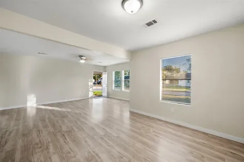 6829 Japonica Street Houston TX 77087