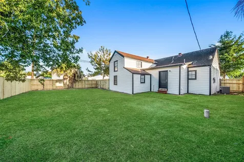 6829 Japonica Street Houston TX 77087