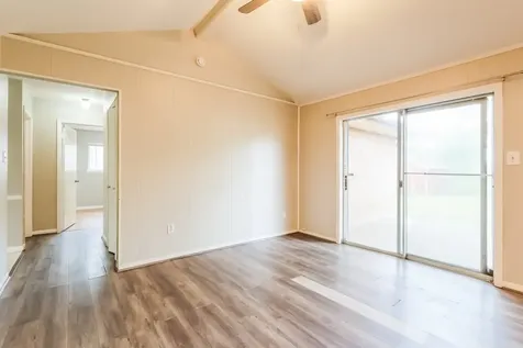 200 Montrose Circle Conroe TX 77301