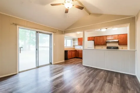 200 Montrose Circle Conroe TX 77301