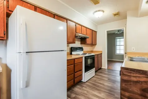 200 Montrose Circle Conroe TX 77301