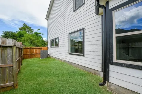 3337 Shelby Circle Houston TX 77051