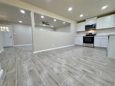 3244 Brent Drive Orange TX 77632