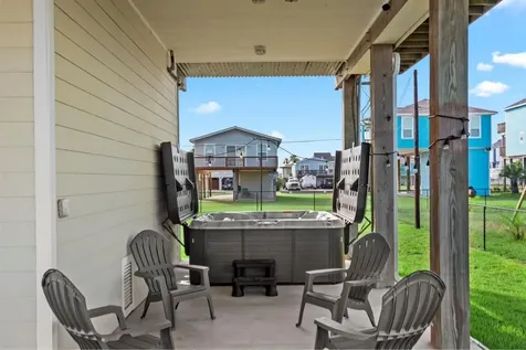 16522 John Silver Road Galveston TX 77554