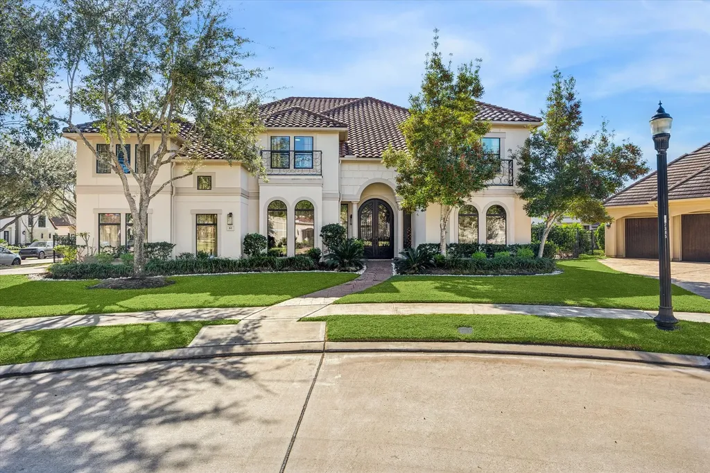 61 Open Sands Court Sugar Land TX 77479