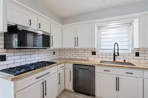 4034 Shady Springs Drive Seabrook TX 77586