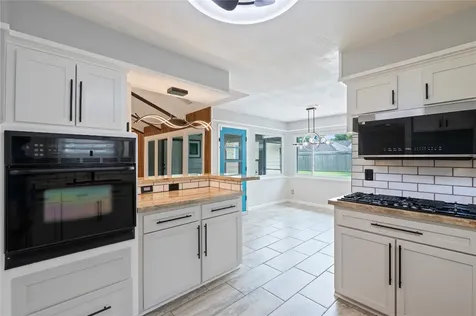 4034 Shady Springs Drive Seabrook TX 77586