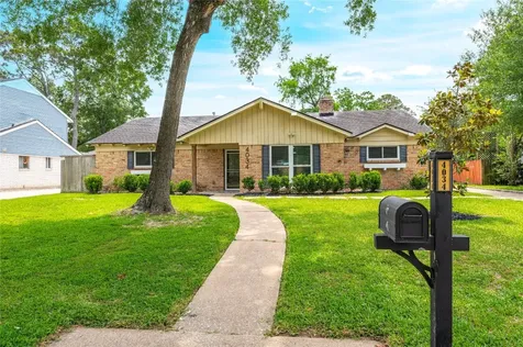 4034 Shady Springs Drive Seabrook TX 77586