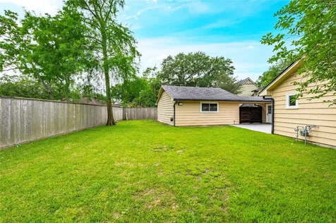 4034 Shady Springs Drive Seabrook TX 77586