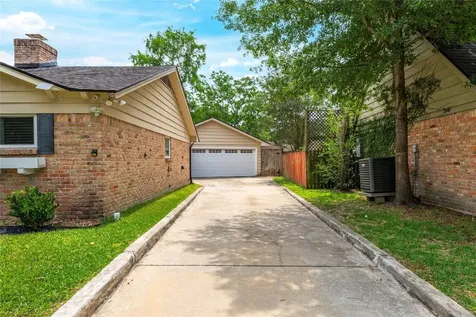 4034 Shady Springs Drive Seabrook TX 77586