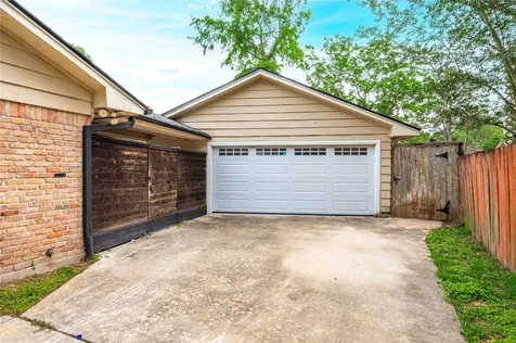 4034 Shady Springs Drive Seabrook TX 77586