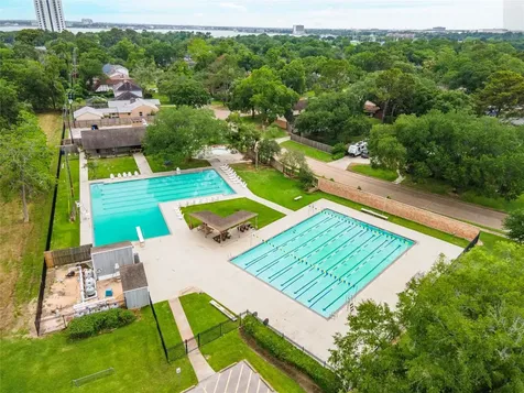 4034 Shady Springs Drive Seabrook TX 77586