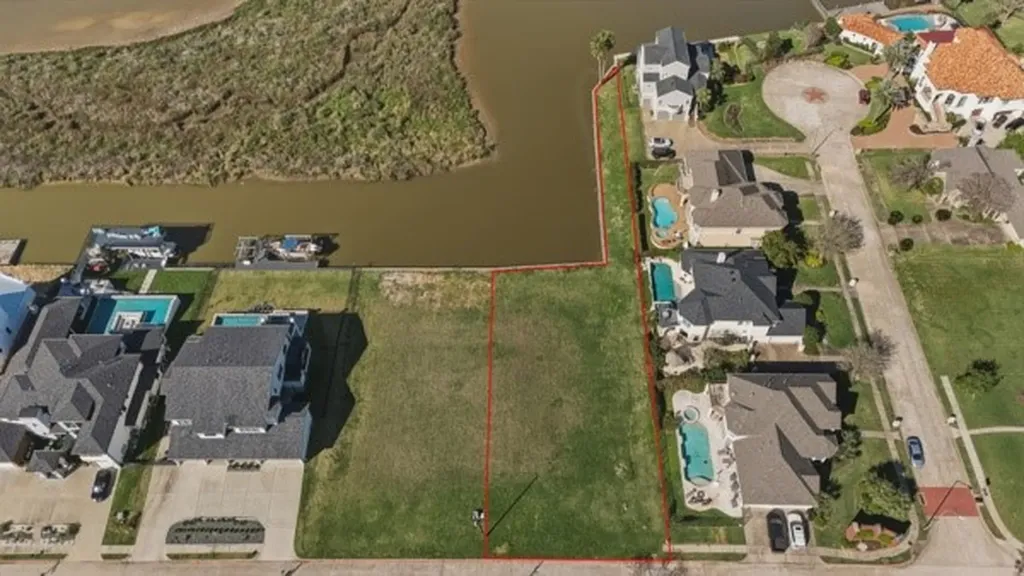 923 Davis Road League City TX 77573