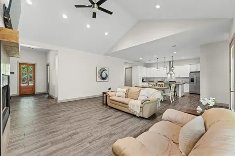 935 Four Fountains Street New Caney TX 77357