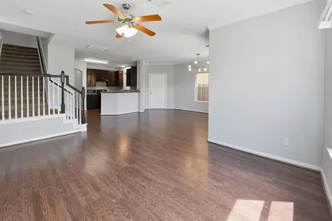 5227 Brinkman Court Houston TX 77091