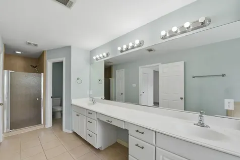 5227 Brinkman Court Houston TX 77091