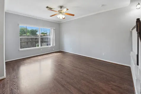 5227 Brinkman Court Houston TX 77091