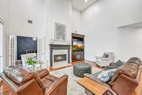 609 Forest Bend Lane Friendswood TX 77546