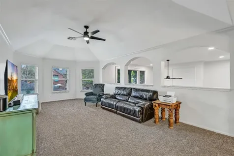 609 Forest Bend Lane Friendswood TX 77546