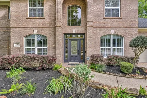 609 Forest Bend Lane Friendswood TX 77546