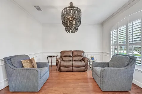 609 Forest Bend Lane Friendswood TX 77546