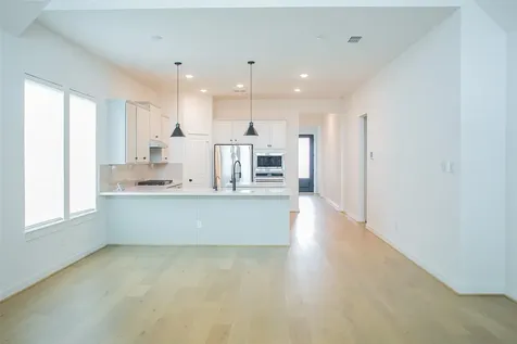 15327 Algunas Plumas Cypress TX 77433