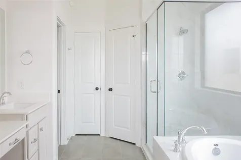 15327 Algunas Plumas Cypress TX 77433