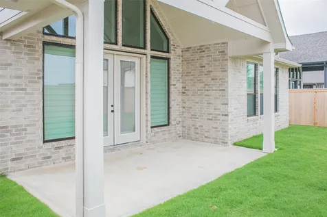 15327 Algunas Plumas Cypress TX 77433