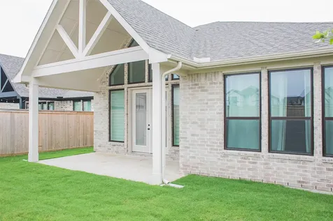 15327 Algunas Plumas Cypress TX 77433