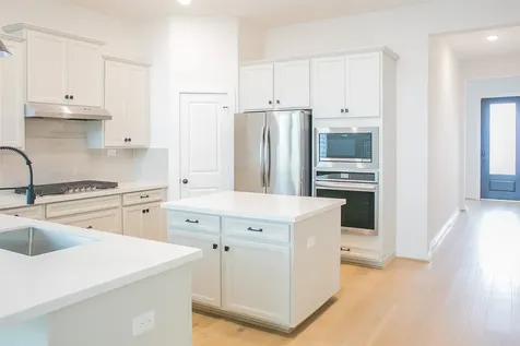 15327 Algunas Plumas Cypress TX 77433