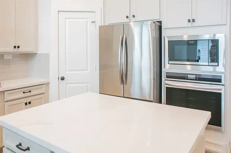 15327 Algunas Plumas Cypress TX 77433